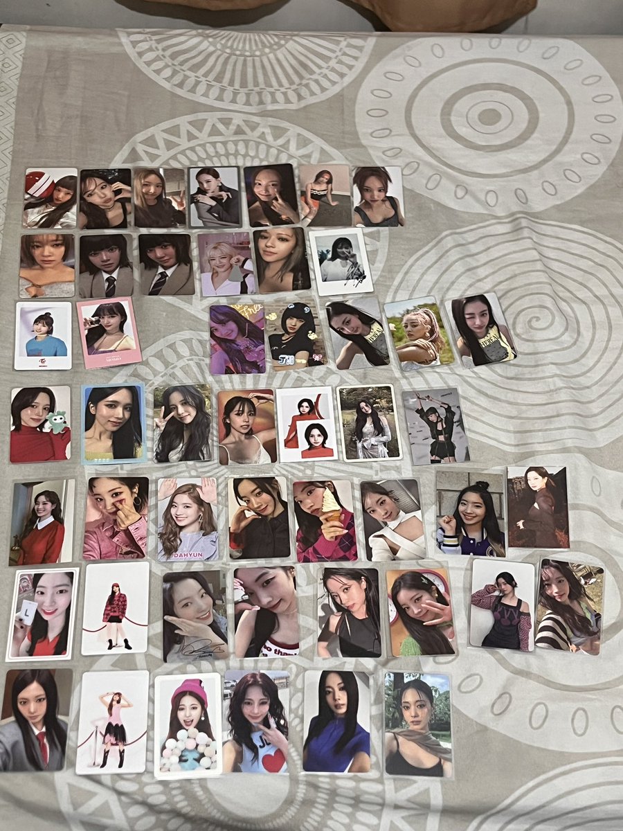 Undreeyyy's tweet photo. IC Twice Photocards https://t.co/w32dXm9ABw