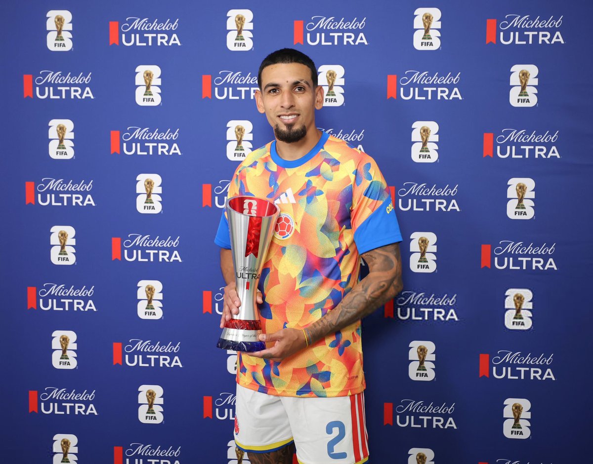 Anpic4k's tweet photo. Daniel Munoz | دانيل مونيوز
#ConOrgulloColombiano | #COLCOD | #FIFAWorldCup https://t.co/hrPohSmtpT