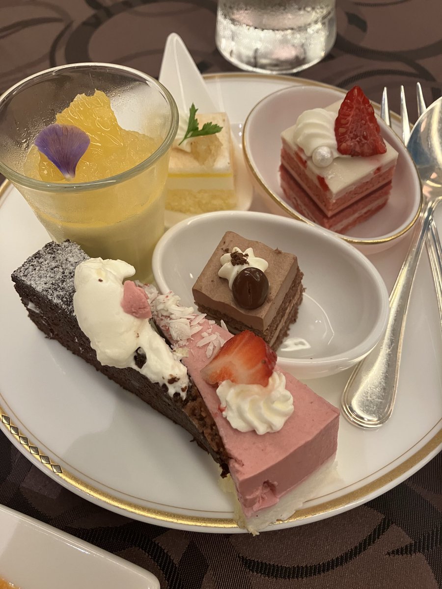 hidepooon's tweet photo. 今年も株主総会を満喫😄 https://t.co/QrFITC7GZK