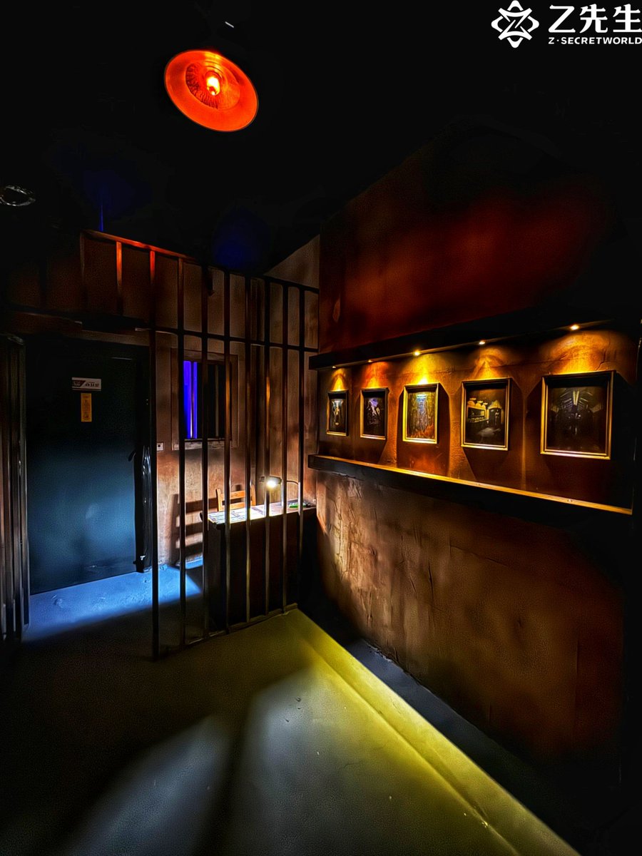 TGsecondryscho's tweet photo. This escape room has a hidden puzzle that only people with a sharp eye can solve! 20 mins left, hurry up!， https://t.co/hcVVnCsJXz