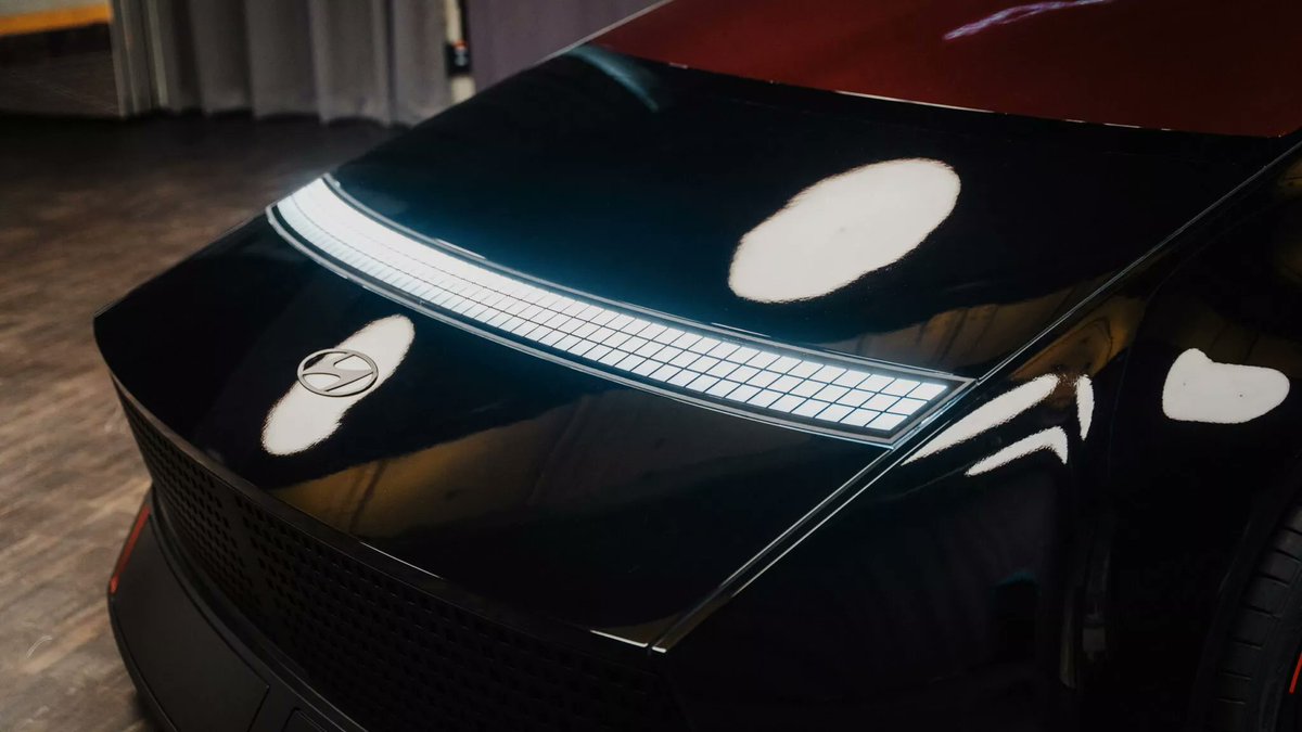 max_memo2000's tweet photo. All Cars NZ – Rare, Classic &amp; Future Cars: 2025 Hyundai Obsidian Design Study – The Darkest E... https://t.co/hrMxnVB41y https://t.co/fUfugenwWg