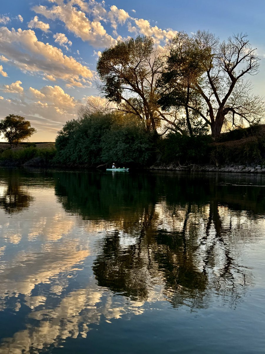 elev8208's tweet photo. on the river https://t.co/om5OvgI7vz