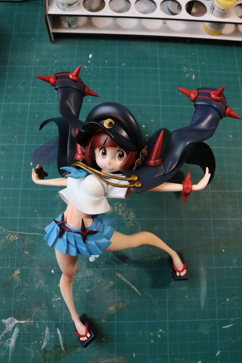 JNergale's tweet photo. Found this work in progress picture of my Mako in my camera roll. Thought she looked cute.
Sculptor is @doat_doat https://t.co/yjN8Eep5qQ