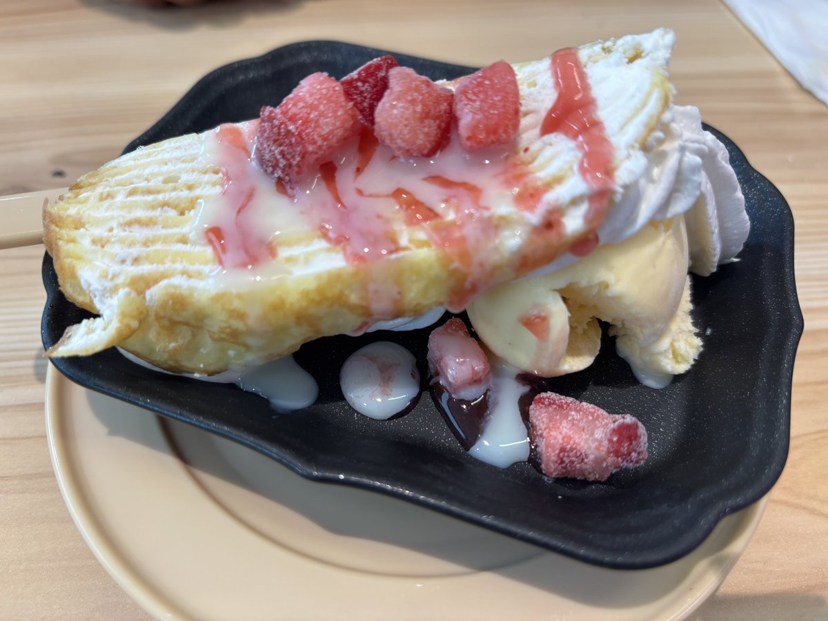 JOKERGaster's tweet photo. 美味かったです😋
合鴨のやつ食べれるかな…と心配してたけど普通に美味しかった💪 https://t.co/uYMPjc3XTQ