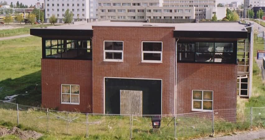 rtvzaanstreek's tweet photo. Regio:
Wat Ben opviel:
Jarenlang stond er een pand leeg aan de Houtveldweg. Daar zou dan een Chinees in komen. Door een concurrentiebeding kwam dat er nooit van. Deze hoek ziet er nu heel anders uit.
#Zaanstad #Houtveldweg #pand #UpdateNews #RTVZaanstreek
๐ธBen Rijks https://t.co/K1qn3f368O