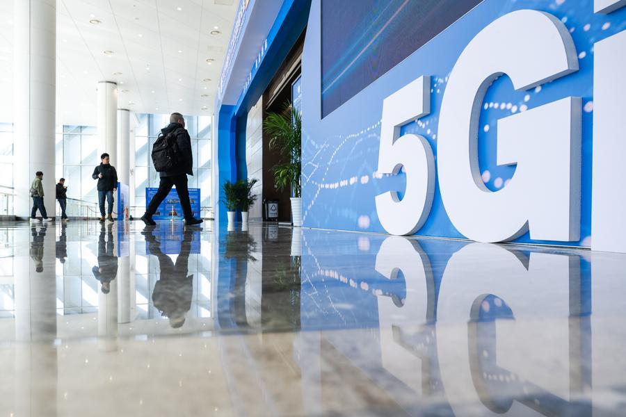 XisMoments's tweet photo. China currently accounts for more than 40% of global 5G connections, and its 5G connections are expected to exceed 1.7 billion by 2030, according to an industry report released on Tuesday.
#ChinaData #ChinaEconomy https://t.co/mDsWZf8BQG