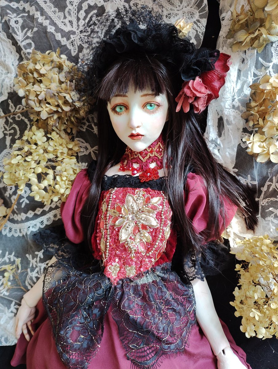 銀座人形館AngelDollsにて個展を開催中です。 「サーカスとそこに集う