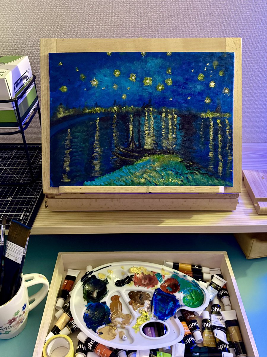 Saniku08's tweet photo. ゴッホのローヌ川の星月夜模写してみました
artwine tokyoでも描けるって聞いたのでそこでも描いてみたいなあ
名画の模写、たのしいです https://t.co/z1eaLqXuby