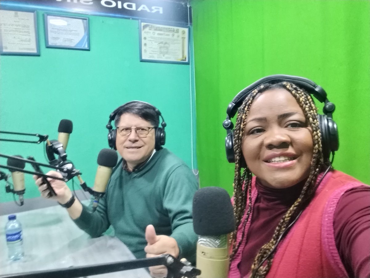 claudimera's tweet photo. Invitados a seguir nuestro programa *Martes 23 de junio de 2026, de 9 am a 11 am* Por el canal de televisión: https://t.co/CEahwJN3Pz y/o  por la emisora https://t.co/4Jw0gDy9TC.
Educación y convivencia en equidad. 
*Síguenos en nuestro canal de Youtube https://t.co/nl3A7RUHfF* https://t.co/lx4RhvHen7