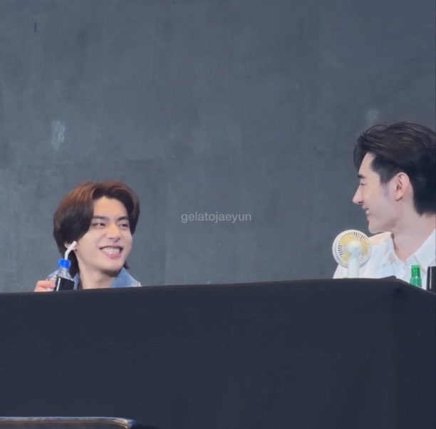 Pp4191's tweet photo. หวานนนนนนนนนร้อย!🥴

cr. gelatojaeyun https://t.co/vS0oFrzFbB