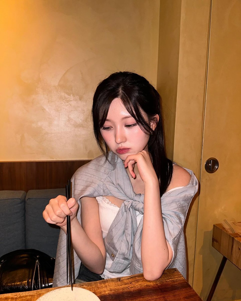 Gaeul Sunbae tweet media