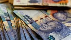 SAfmRadio's tweet photo. [ON AIR] Briefing Debate: Should SA implement a wealth tax? Liso Mdutyana - Junior Researcher - Budget and Debt Policy @IEJ_SA, @AmirBagheri - Media and Campaigns Officer @OxfamSA and Zakhele Mthembu - Policy Officer @FMFSouthAfrica on #TheNationalBriefing #sabcnews https://t.co/YKnhrhNzY9