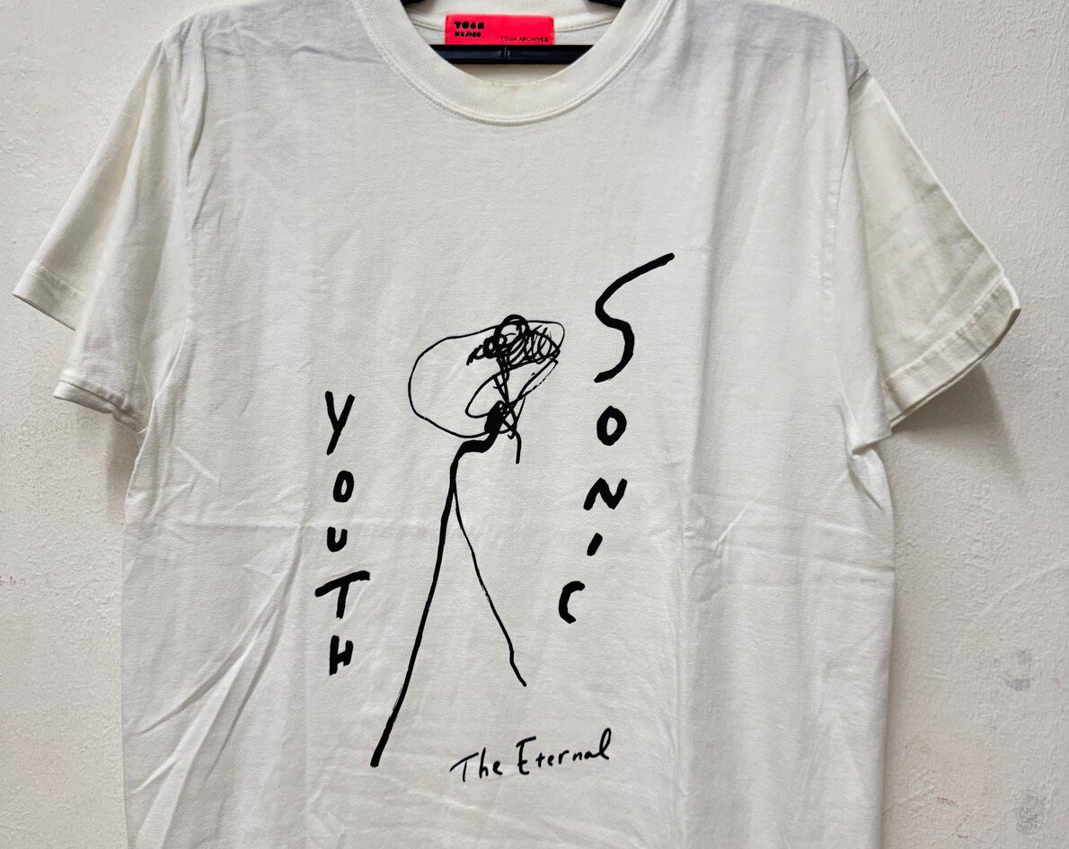 metchaumang's tweet photo. Sonic Youth 의 The Eternal (2009) 앨범 기념 티셔츠 (빈티지) https://t.co/PKJK9wqqli