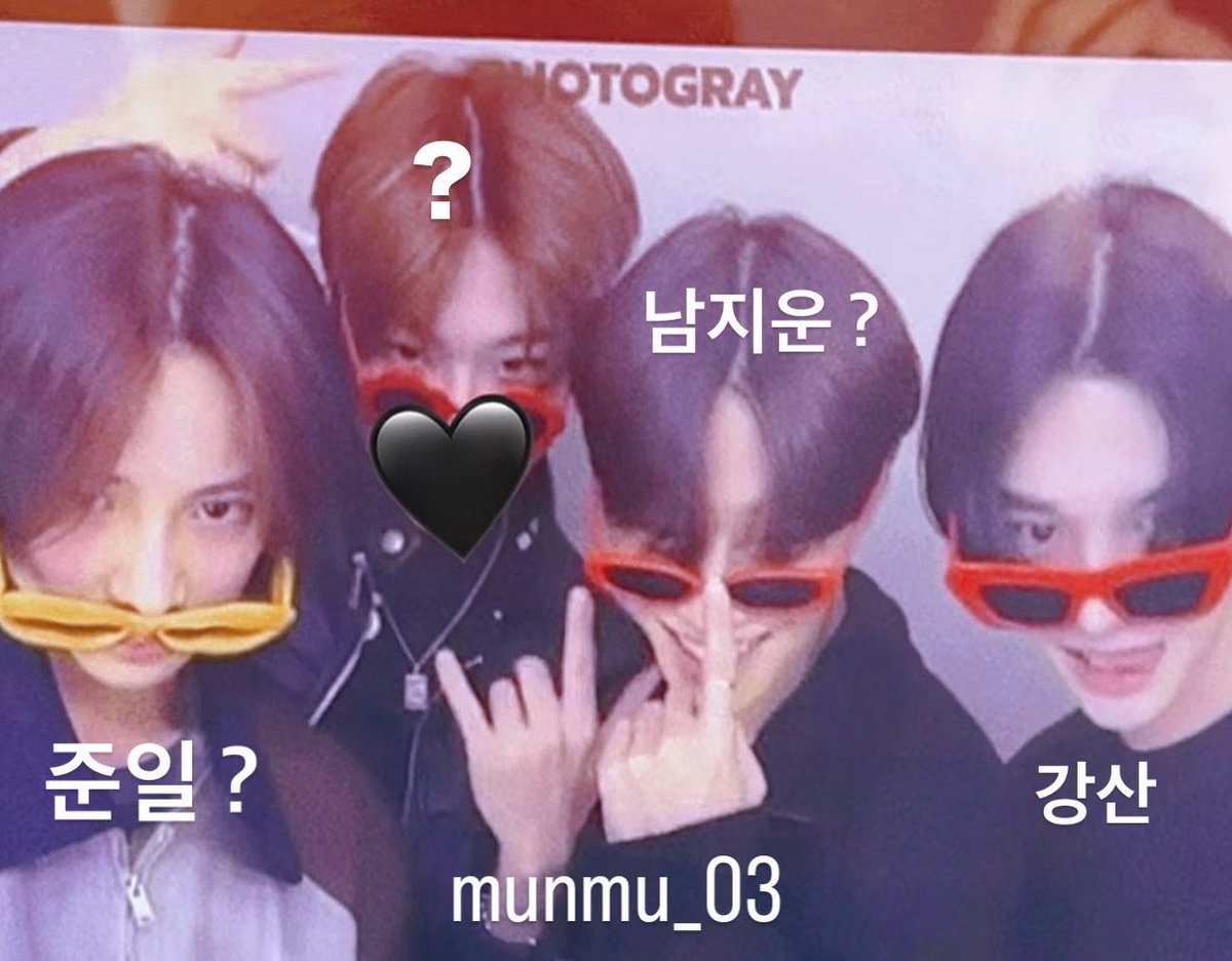 1lyyew's tweet photo. 준일 새 과사 떳다 ㅠㅠㅠ https://t.co/KuIvjmz6v4