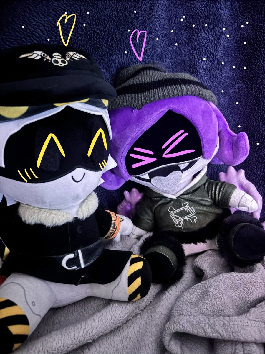 envuz1f4natic's tweet photo. Day 52: That’s his Girlfriend :3
💜💛
#murderdrones #Nuzi #SerialDesignationN
#UziDoorman https://t.co/aoA6Dmnhpo