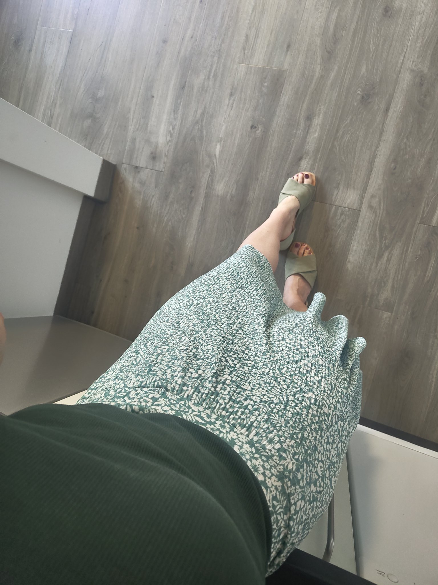 Guten Morgen, ab an die Arbeit Loser https://t.co/XZ7uKQePrQ