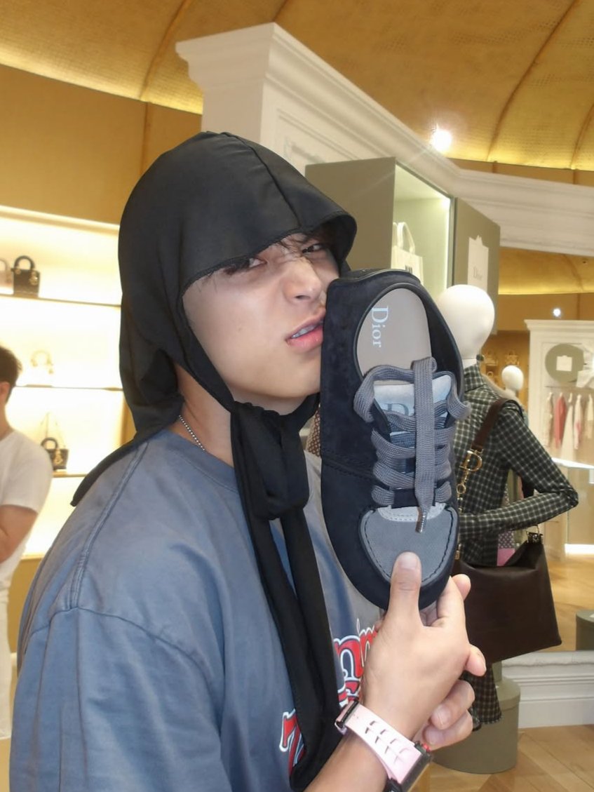 HOLYJJOIPPOI's tweet photo. แล้วจะพลาดคิมมินกยูไปได้ยังไง https://t.co/hw6k6QlG3H