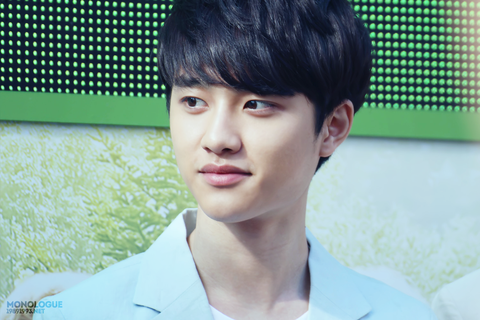 8uh98hu98hu's tweet photo. #디오 #도경수 https://t.co/ne7d8WSgqv