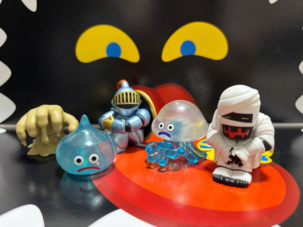 y_drbr's tweet photo. かわいいいぃぃ🥰🥰🥰
さまようよろいが難産すぎて大変だったけど、大満足のクオリティ🙌🏻 https://t.co/C9sCqZJzRi