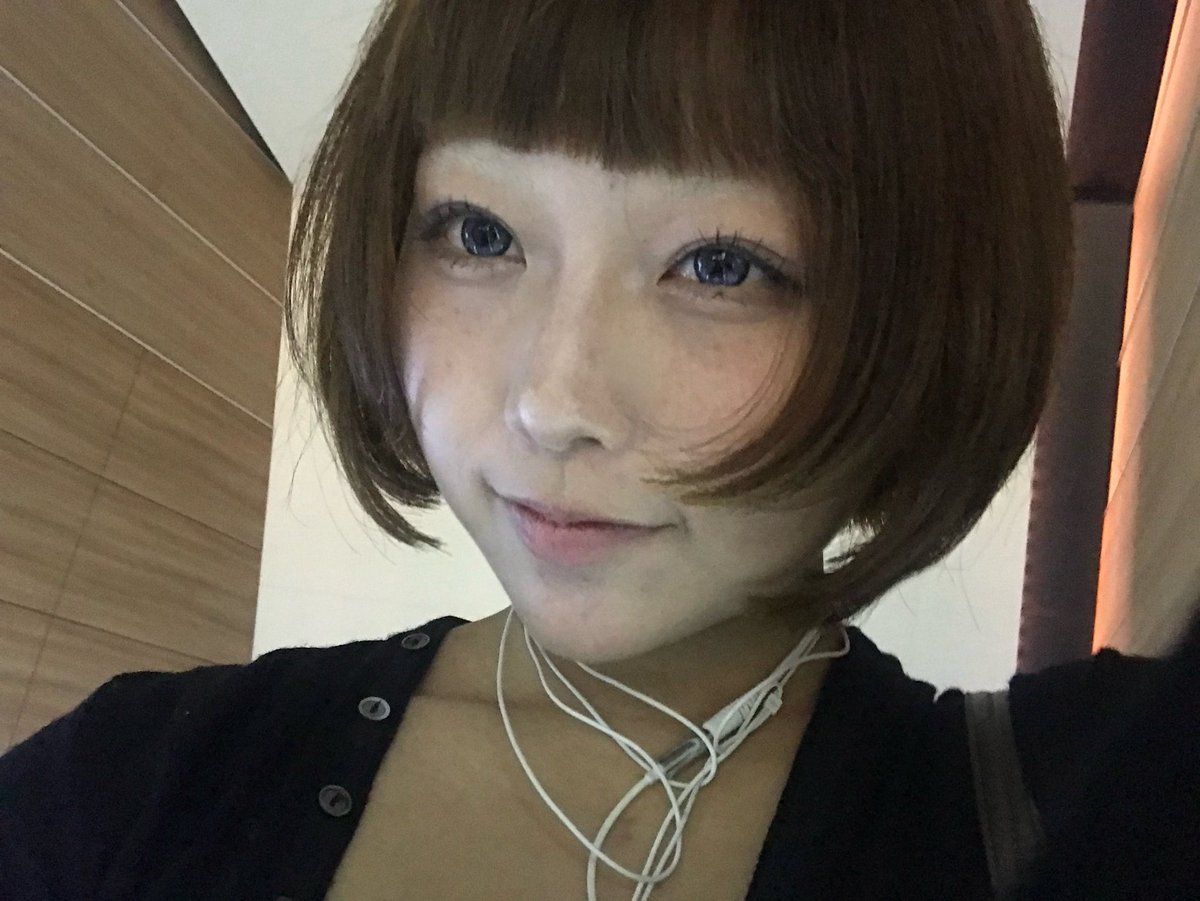 si1entaugust's tweet photo. かみきった！染めた！ https://t.co/w4NYcPYedF