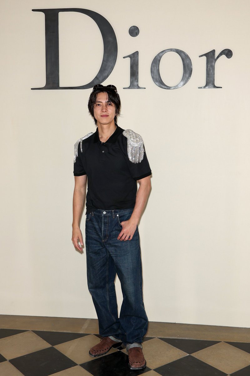 ELLE Japan tweet media