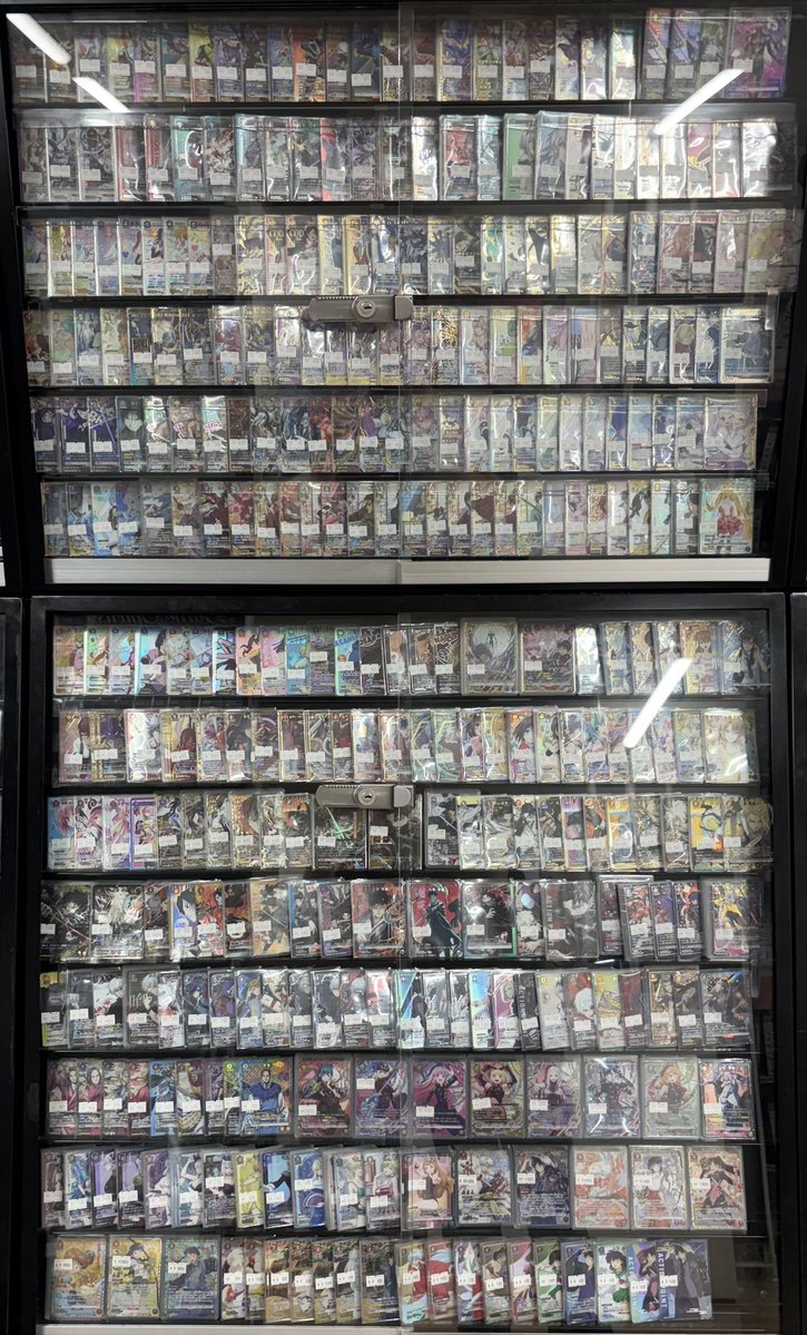 hbstdt's tweet photo. 【#ユニオンアリーナ 販売情報】 

ユニオンアリーナ 特価品パラレルのショーケースを更新しました！ 
その他の在庫はタブレットにございます。
お求めの方はぜひ！ 

#ホビステ買取センターユニオンアリーナ https://t.co/mI05Vd3x69