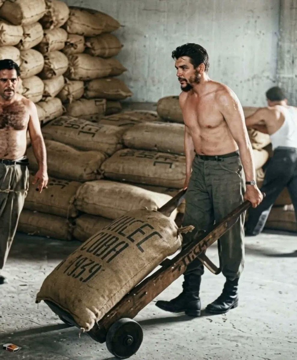 ultras_antifaa's tweet photo. Ernesto Che Guevara. https://t.co/Lnt9aYG23x