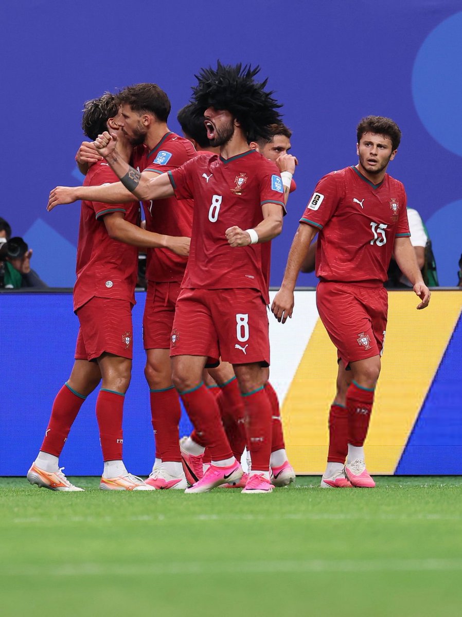 ZaidBalll's tweet photo. This is genuinely a real photo😭😭😭 https://t.co/7CaMrLrgbJ
