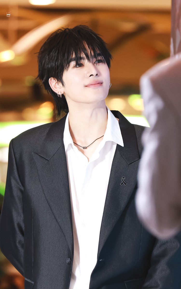 J_julyx's tweet photo. คนสวยมาก ㅠㅠ 

PERTHSANTA LOVE FULLFEEL 

#DestinyclinicxPerthSanta
#Santapp https://t.co/vOxUnd8DS8