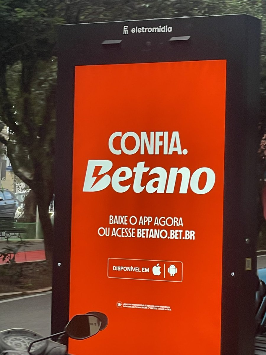 crocetta's tweet photo. Confia. https://t.co/86ww8h41pS