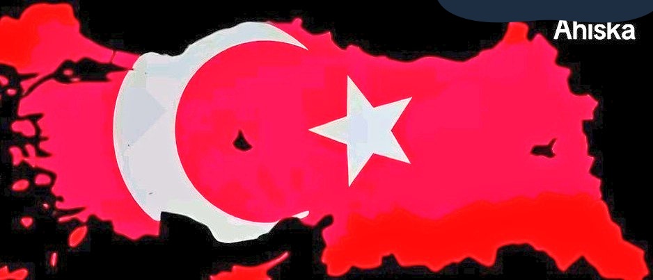 macirke's tweet photo. @RemyCritique @_Refractaire_ Cidden bir Fransız, Türkiye konusunda bu kadar cahil mi?
En fanatik, yayılmacı, Osmanlı ıslak rüyası gören Türk bile şundan fazlasını hayal etmiyor. Ki en fantastik hayal bu. https://t.co/6J4LXkFqdU