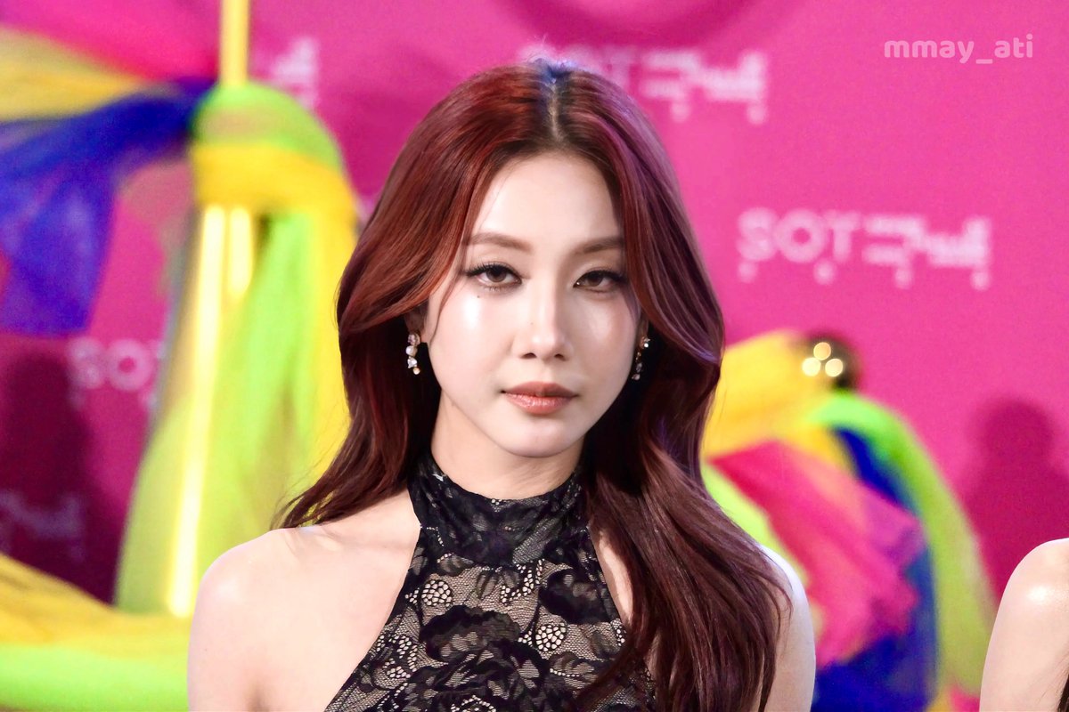 mmay_ati's tweet photo. you look perfect tonight ✨

#4EVE #Jorin4EVE 
#SOTMusicAwards2026x4EVE
#SOTMusicAwards2026 https://t.co/2G2u7vOqh6