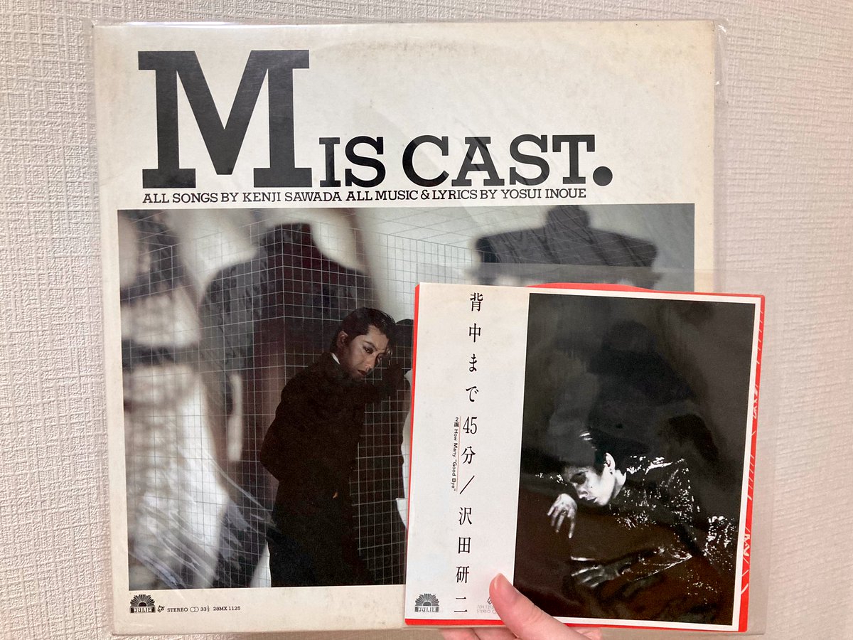 XVf6d's tweet photo. シングルもアルバムもジャケ写が素敵です🖤
#tms897 https://t.co/xRKiU3lhNg