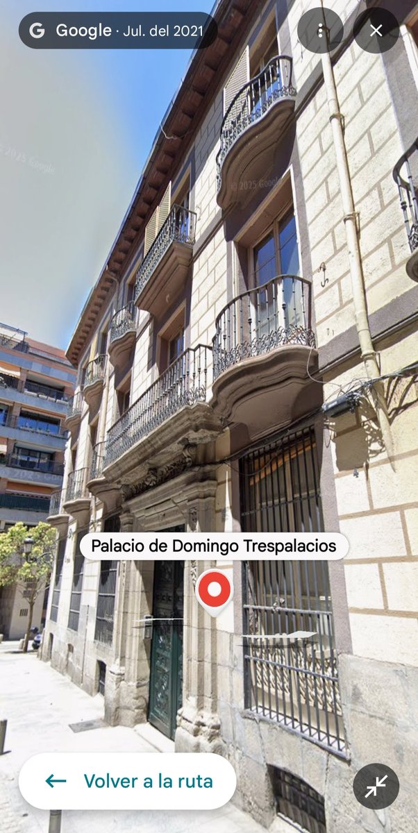 BabelBabel69's tweet photo. @Pennypol Palacio de Domingo Trespalacios, en su fachada a la calle de la Cruzada, 4. Abarca también la Plaza de Ramales y la calle Santiago. https://t.co/2OO5JndKn1