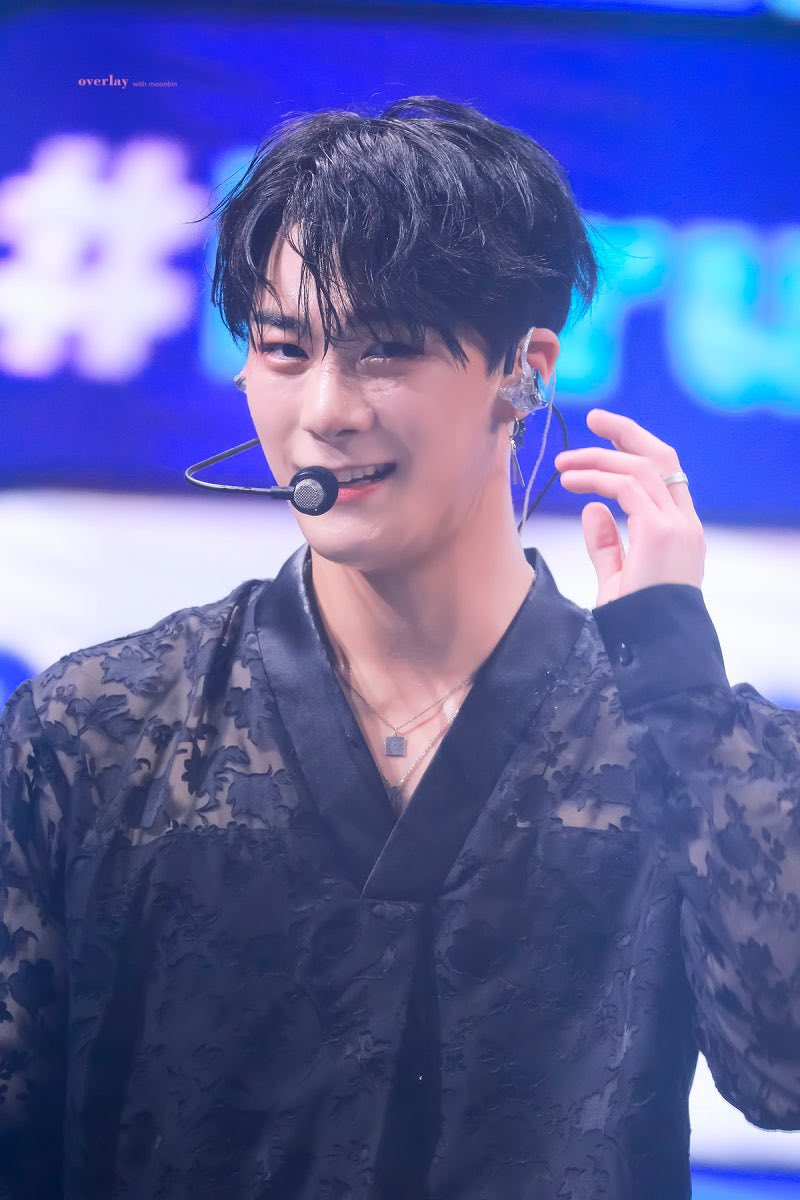 dalkongbin126's tweet photo. 니가 참 좋아💜

#문빈 #MOONBIN #ムンビン https://t.co/31c618dbkH