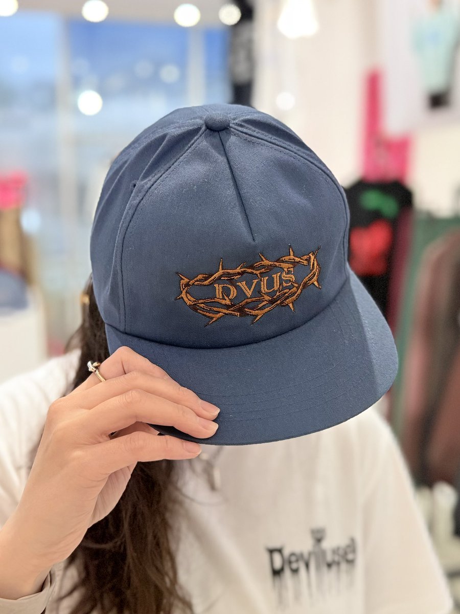 deviluse Flag Store tweet media
