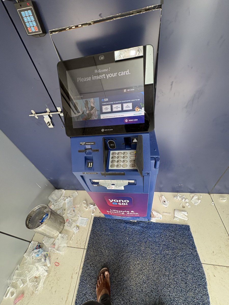 banna_686's tweet photo. The Condition of sbi atm is very bad, no proper cleaning in the atm, everywhere water of ac and paper slips are on the floor no proper cleaning.
@TheOfficialSBI @OfficialSBICare 
@FinMinIndia

Address: Infront of Kankeshwari Mata Mandir, pardeshipura road Indore. https://t.co/0ipbiCeJVj