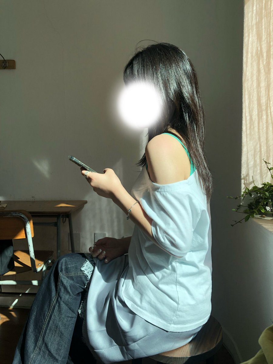 9unnec's tweet photo. 종강 달콤달콤 https://t.co/tR00EICadP