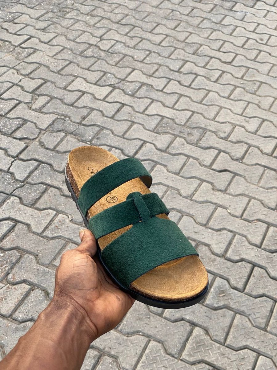 Sholisea's tweet photo. i  have affordable handmade footwear for you and your loved ones,  and the quality is 💯 so, why haven't you patronise me yet, tell me...🥹🥹

F1 ₦12,000
F2 ₦17,000 
F3-4 ₦25,000 

Production takes 5-7 working days.

📍Lagos state, nationwide delivery.

Please kindly repost. https://t.co/K6abIdIiGG
