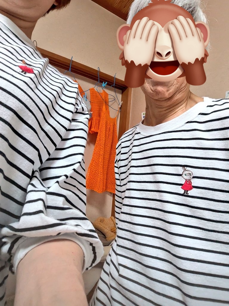 8pTiu's tweet photo. 婆さんちに行くと
まさかのお揃い🤣 https://t.co/bsKtkdNiN9
