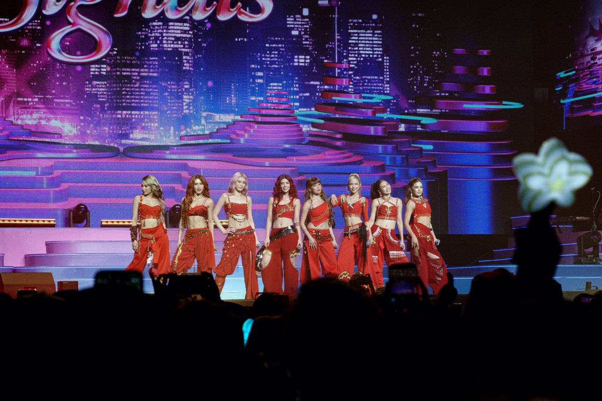 HoshiNoFilm's tweet photo. ＯＴ８「Perf Snaps」　SET 1
【BINI - SIGNALS World Tour】 Manila
🗓️ 06.20.2026

BINI SIGNALS MOA UNLOCKED
#BINI_SIGNALS_MANILAD2
BINI SIGNALS MOA KICKOFF
#BINI_SIGNAL_MANILAD1
#BINI_SIGNALS_WORLDTOUR_2026
@BINI_ph https://t.co/dK5bOzFzEu