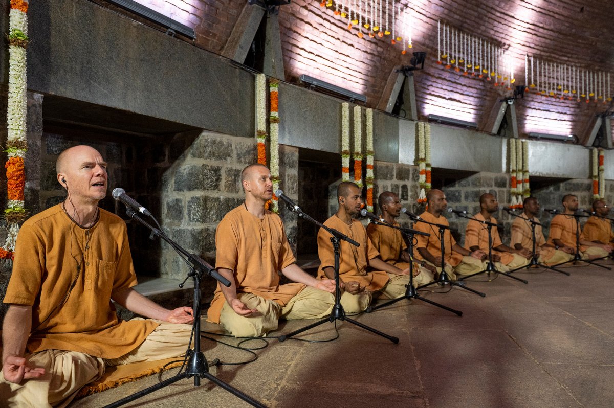 ishafoundation's tweet photo. Celebrating 27 years of Dhyanalinga's consecration, as the Brahmacharis, Brahmacharinis and Poornangas chanted the Maha Mantra as a sacred offering, the atmosphere resonated with devotion, grace, and stillness.

#Dhyanalinga #ConsecrationDay2026 https://t.co/gX22wCBwKh