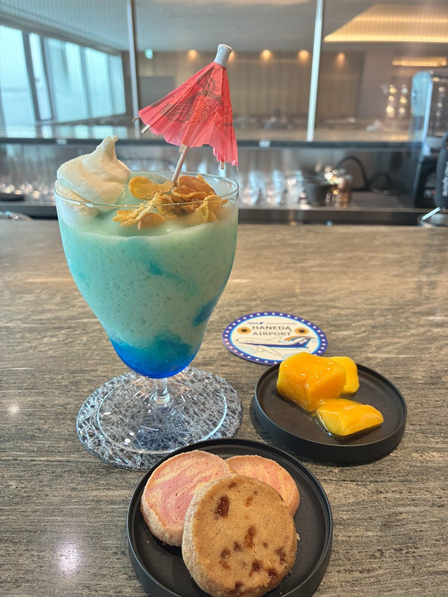 tabimusume1's tweet photo. HND✈️GMP
ビジネスクラス機内食
ラウンジでもう腹パンです。美味しそうだけどごめんなさい🙇‍♀️ https://t.co/5xMyPcKuCk