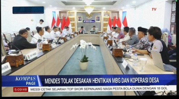 Siak212's tweet photo. MBG  program negara tuk memastikan terpenuhinya standar gizi anak &amp; ibu hamil di Indonesia, KDMP utk menguatkan  ekonomi masyarakat desa secara berkelanjutan

@YandriSusanto
@ARizaPatria
@KemensetnegRI

#KementerianDesaPDT
#BPSDMKementerianDesaPDT
#TPPMenguatkanMBGdanKDMP https://t.co/QLvfDRgMhl