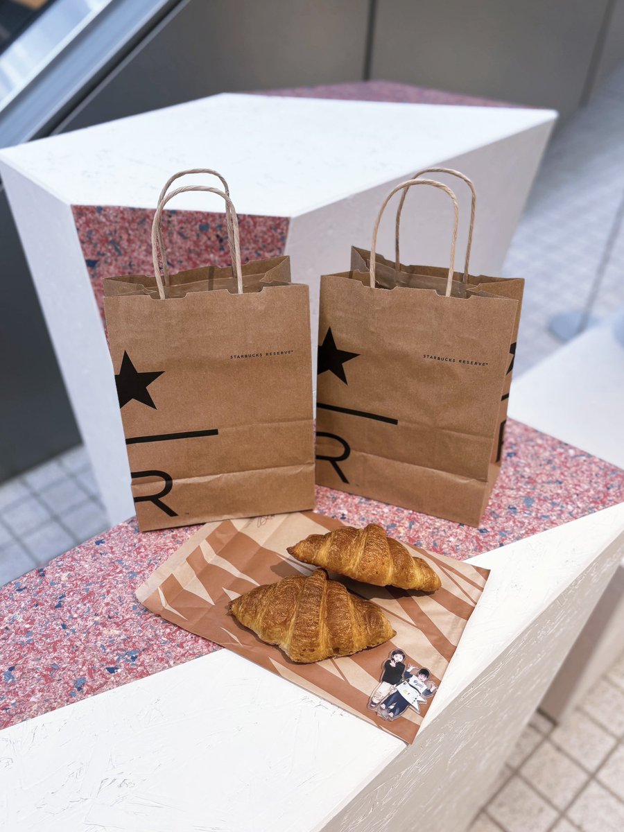 k0__mi3's tweet photo. クロワッサン†=ﾞ⇂ι Ⳣ ₹倶楽部🥐🎀 https://t.co/OxWYyIYlpP