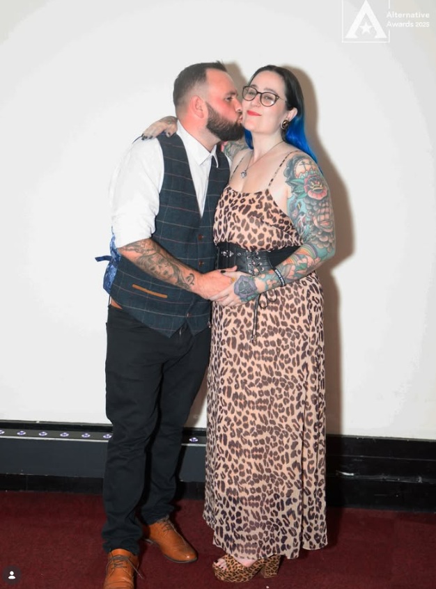 Last years @the_altawards We'd not long found out we were pregnant!! Trying to keep it a secret from everyone didnt work very well 😆😆 https://t.co/JvrHtHNlUg