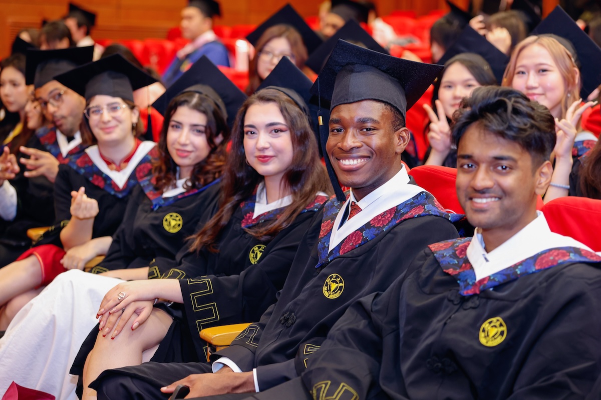 ZJU_China's tweet photo. Happening now: The Class of 2026 International Students Graduation Ceremony 🎓✨

A day of proud smiles, warm embraces, and cherished memories with family and friends. Congratulations to our incredible graduates — welcome to the global ZJU alumni family! 💙🌏

Photos: ZJU International College
#Classof2026 #ZJUAlumni #ZJUGrad2026 #ZhejiangUniversity #GlobalZJU #GraduationDay