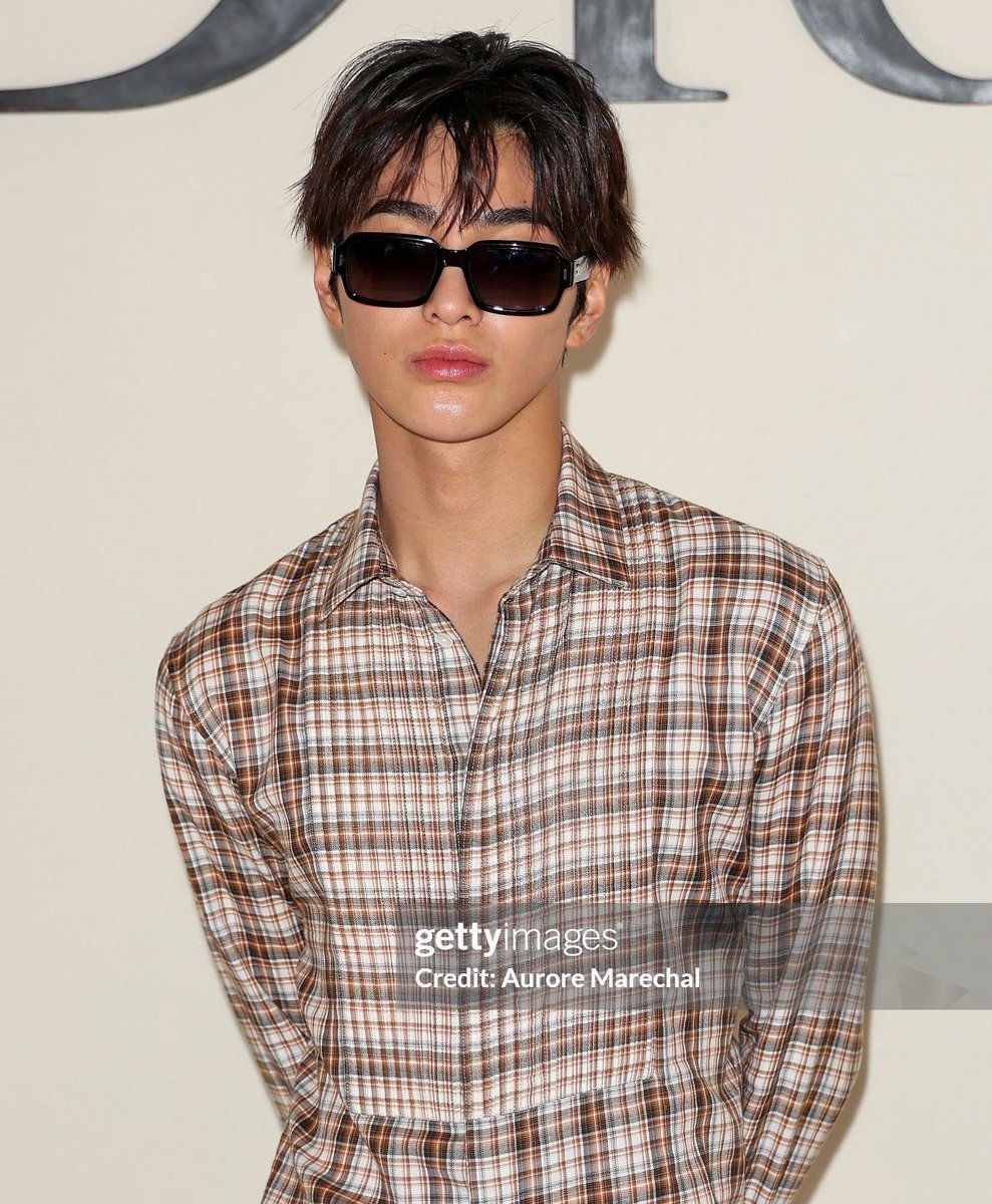 ddkeonhoo's tweet photo. getty images has nothing on him https://t.co/ZsVwUB7PHQ