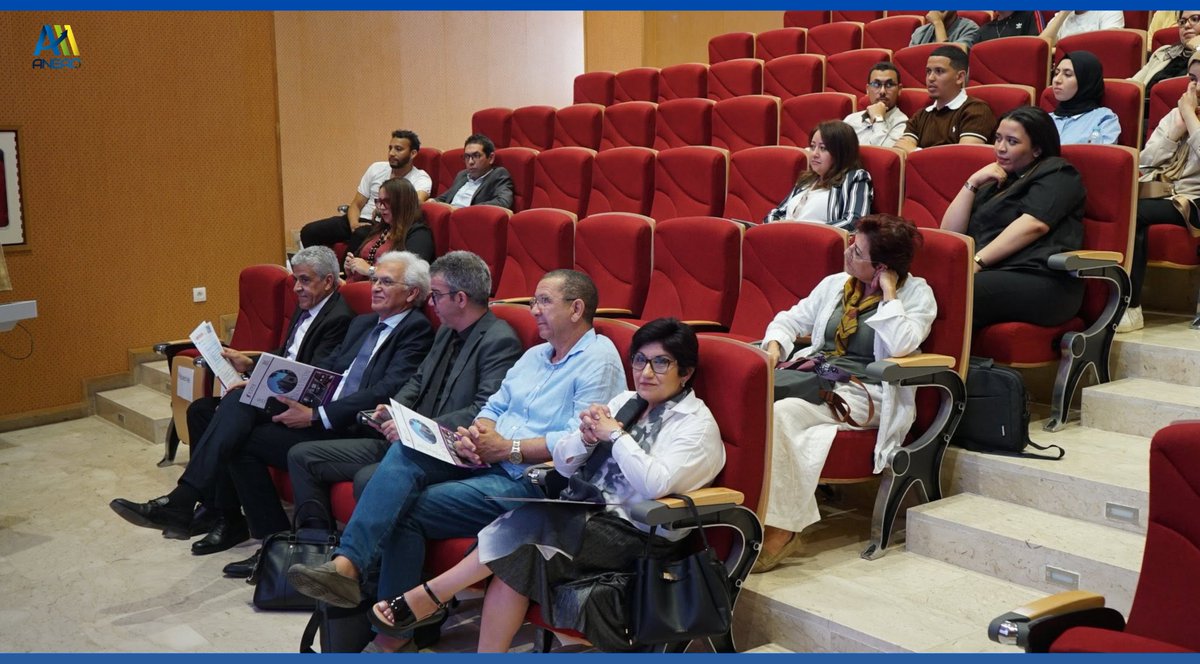 ANEAQ2's tweet photo. شارك مدير الوكالة الوطنية لتقييم وضمان جودة التعليم العالي والبحث العلمي في اليوم الأكاديمي الذي نظمه المركز الجامعي للتكوين والخبرة (CUFE) التابع لجامعة محمد الخامس بالرباط، حول موضوع: «التعلم مدى الحياة، والذكاء الاصطناعي، ومهارات المستقبل داخل المنظمات». https://t.co/HkOCpr9rpa