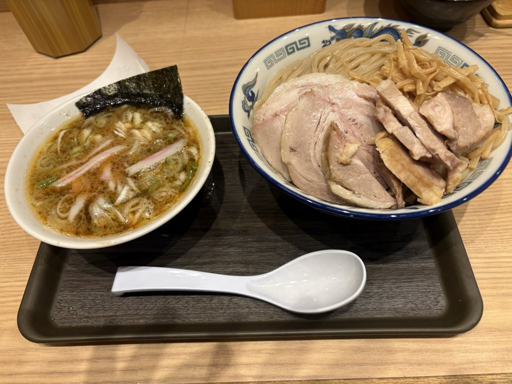 TAKA060117's tweet photo. 今日のラーメン https://t.co/aEnQcg0j6e